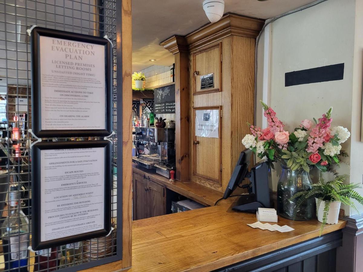 The Black Hat Ilkley Exterior foto